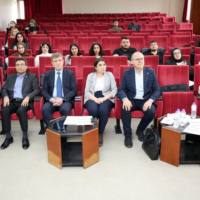 Afyon Kocatepe Üniversitesi'nde Nesneyi Özne Yapmak, Nesnelerin Tarihi Çalıştayı Düzenlendi