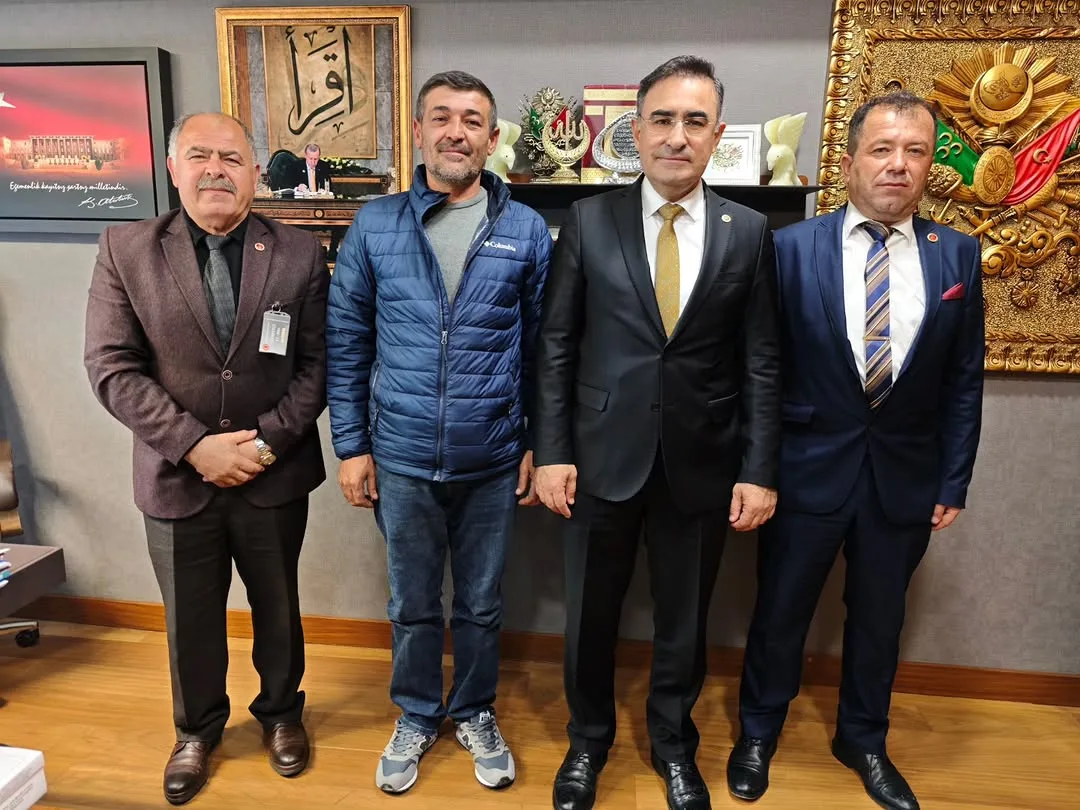 Emirdağ'ın Muhtarları Hasan Arslan'ı Ziyaret Etti