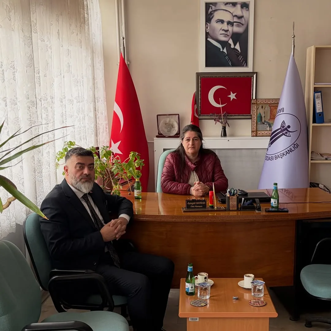 Bayat Esnaf Odası Başkanı Birsen Birgül Şenlik'i Ziyaret Etti