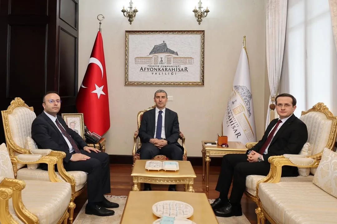 Dinar Cumhuriyet Başsavcısı ve Adli Yargı Başkanı Vali Aktaş'ı Ziyaret Etti