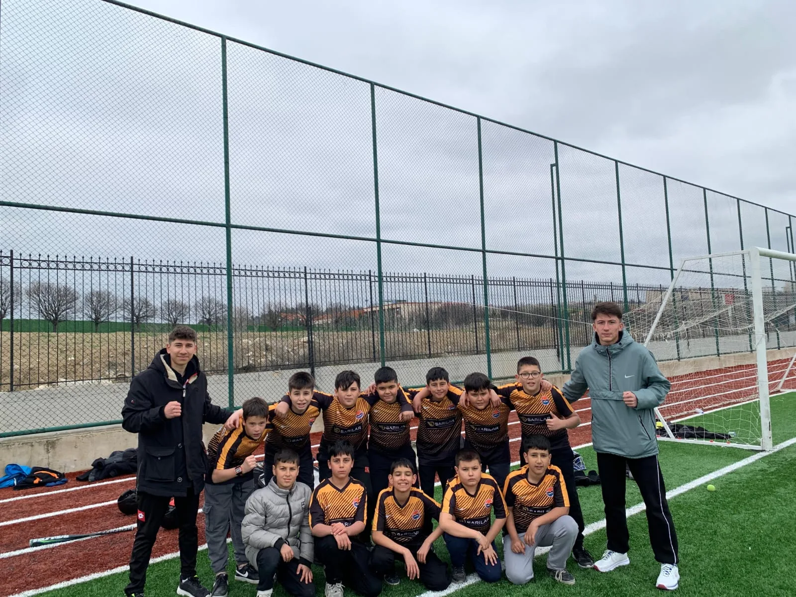 Maver Kemal Arsoy Afyonkarahisar'da Bir Yıldız Gibi Parlamaya Devam Ediyor