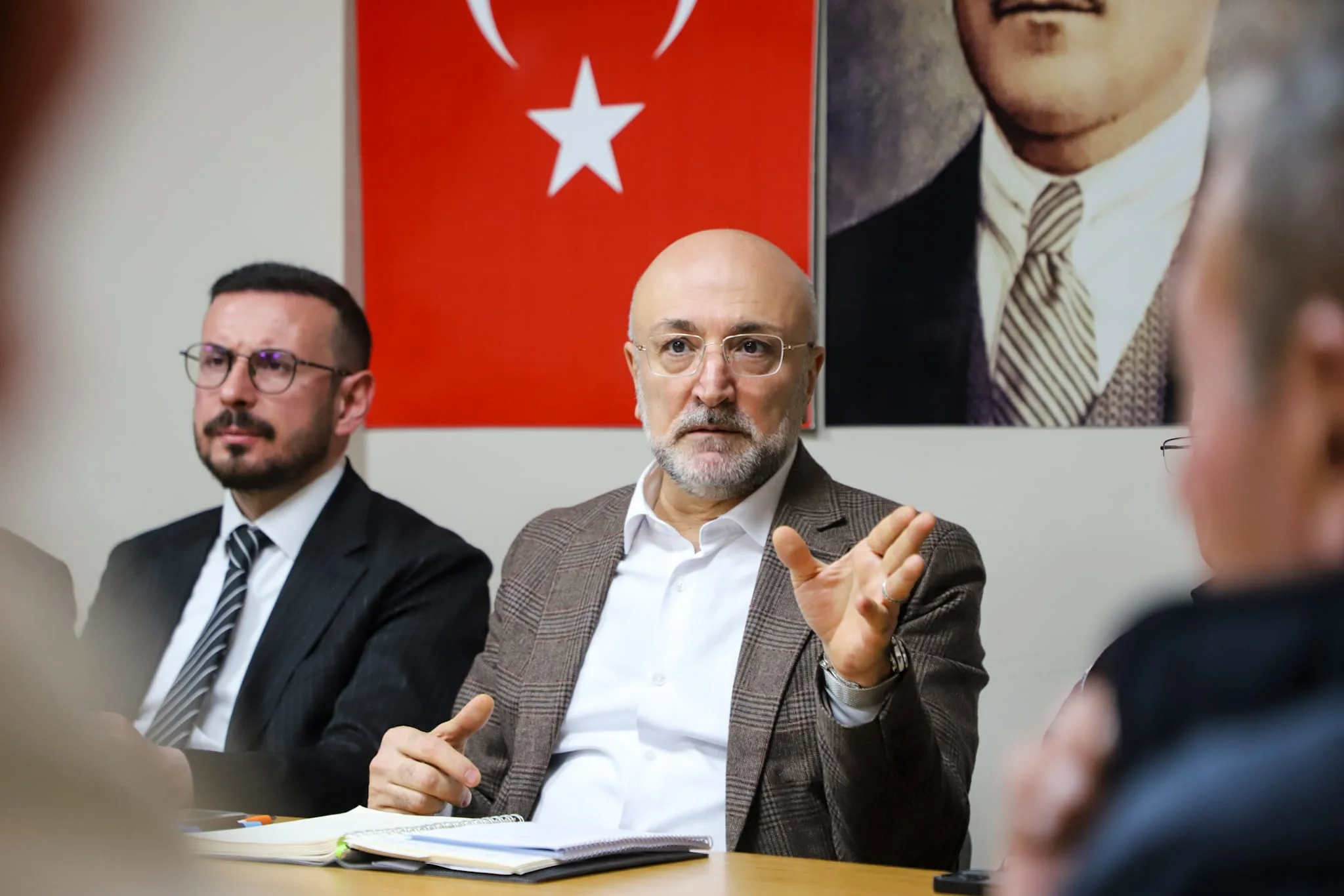 Kapı Kapı Dolaşıp Gönül Kazanmaya Devam Edeceğiz