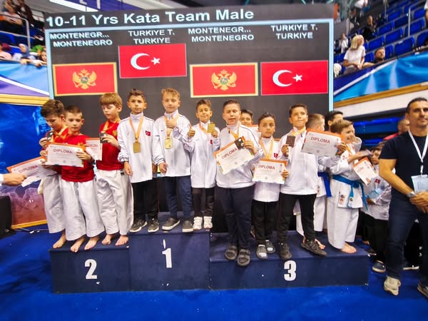 Afyonkarahisar'dan Balkan Karate'de Üç Madalya!