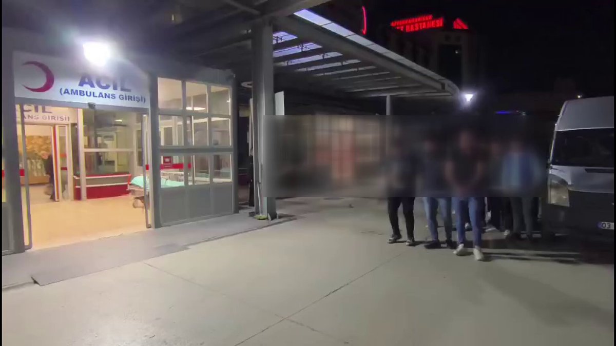 Afyonkarahisar'da Göçmen Kaçakçılığı Operasyonu: 2 Adreste Kimliksiz Göçmenler Yakalandı