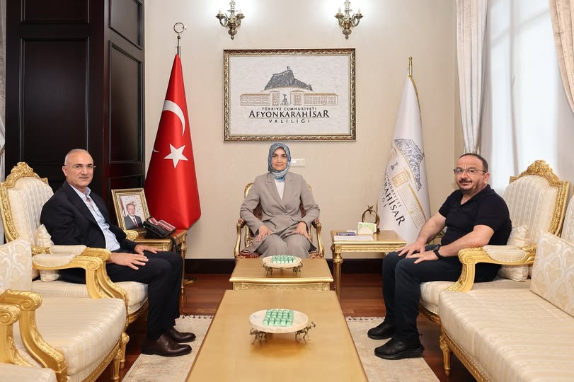 Afyonkarahisar Valisi Doç. Dr. Kübra Güran Yiğitbaşı İş İnsanlarıyla Buluştu