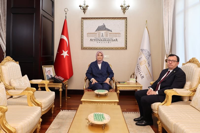 Afyonkarahisar Valisi Doç. Dr. Kübra Güran Yiğitbaşı TBMM Genel Sekreter Yardımcısı Naim Çoban'ı Ağırladı