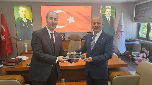 MHP Afyonkarahisar Milletvekili Taytak, Sağlık İl Müdürü Öztürk'ü Ziyaret Etti