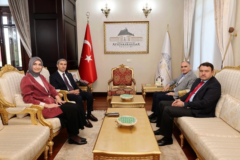 Afyonkarahisar Valisi Yiğitbaşı, Zafer Kalkınma Ajansı Toplantısı İçin Misafir Valileri Ağırladı