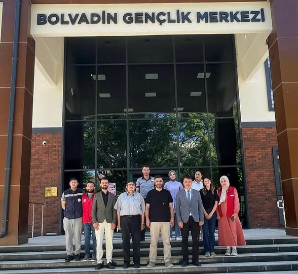 Afyonkarahisar'da Gençler İçin Yeni Merkez: Bolvadin Gençlik Merkezi Kapılarını Açtı