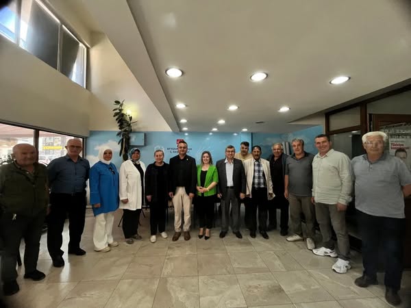 Afyonkarahisar'da Muhtar Buluşması: CHP İl Başkanlığı'nda Yerel Yönetim İstişaresi