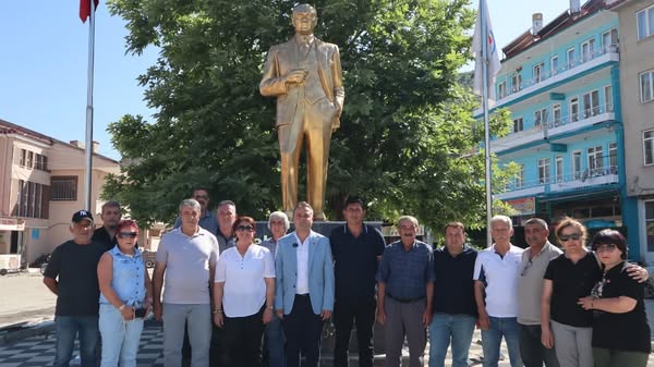 Afyonkarahisar Çiftçisi Destek Bekliyor: Don Felaketinin Ardından Umutsuz Bekleyiş