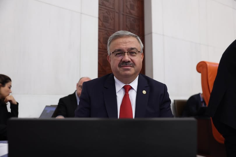 Ak Parti Afyonkarahisar Milletvekili Yurdunuseven TBMM'de Nöbetçi Divan Üyesi Görevine Devam Ediyor