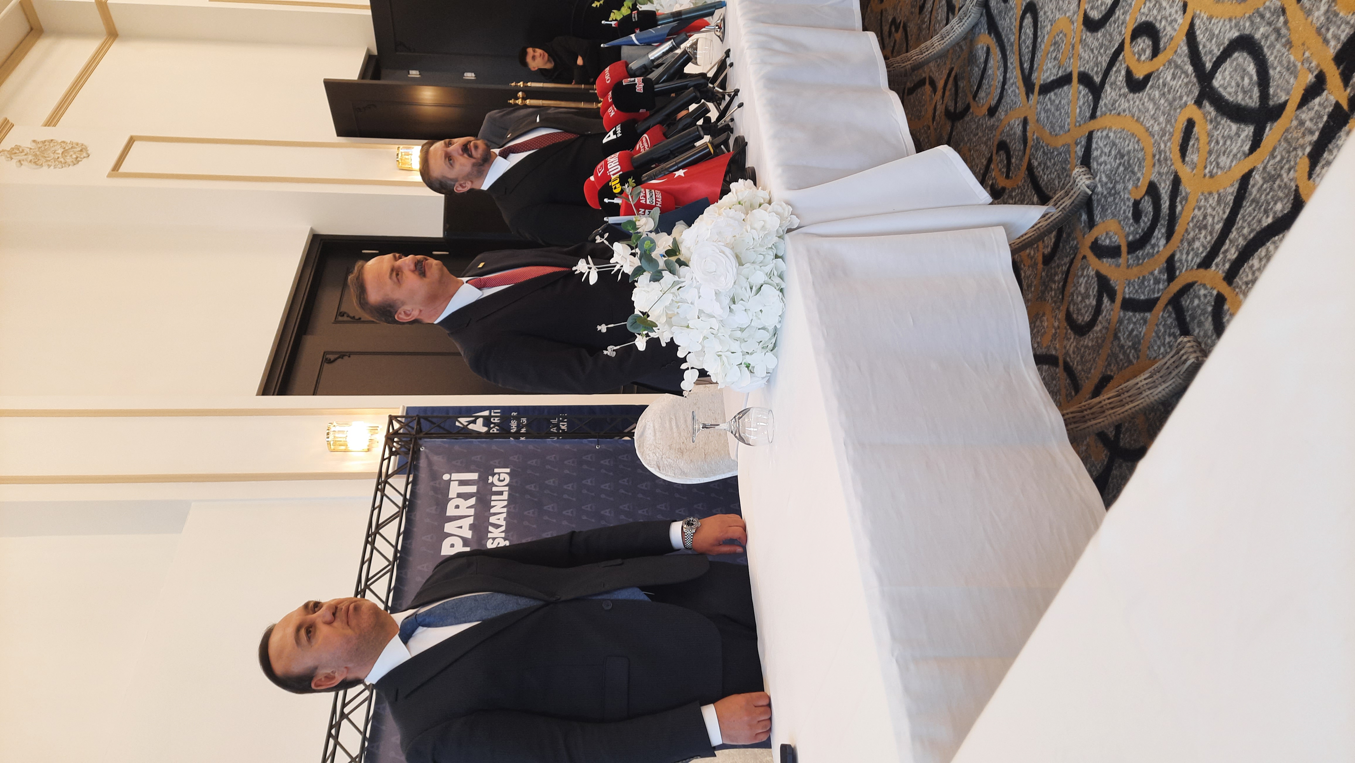 Ağıralioğlu Afyonkarahisar'da Basın Toplantısı Düzenliyor
