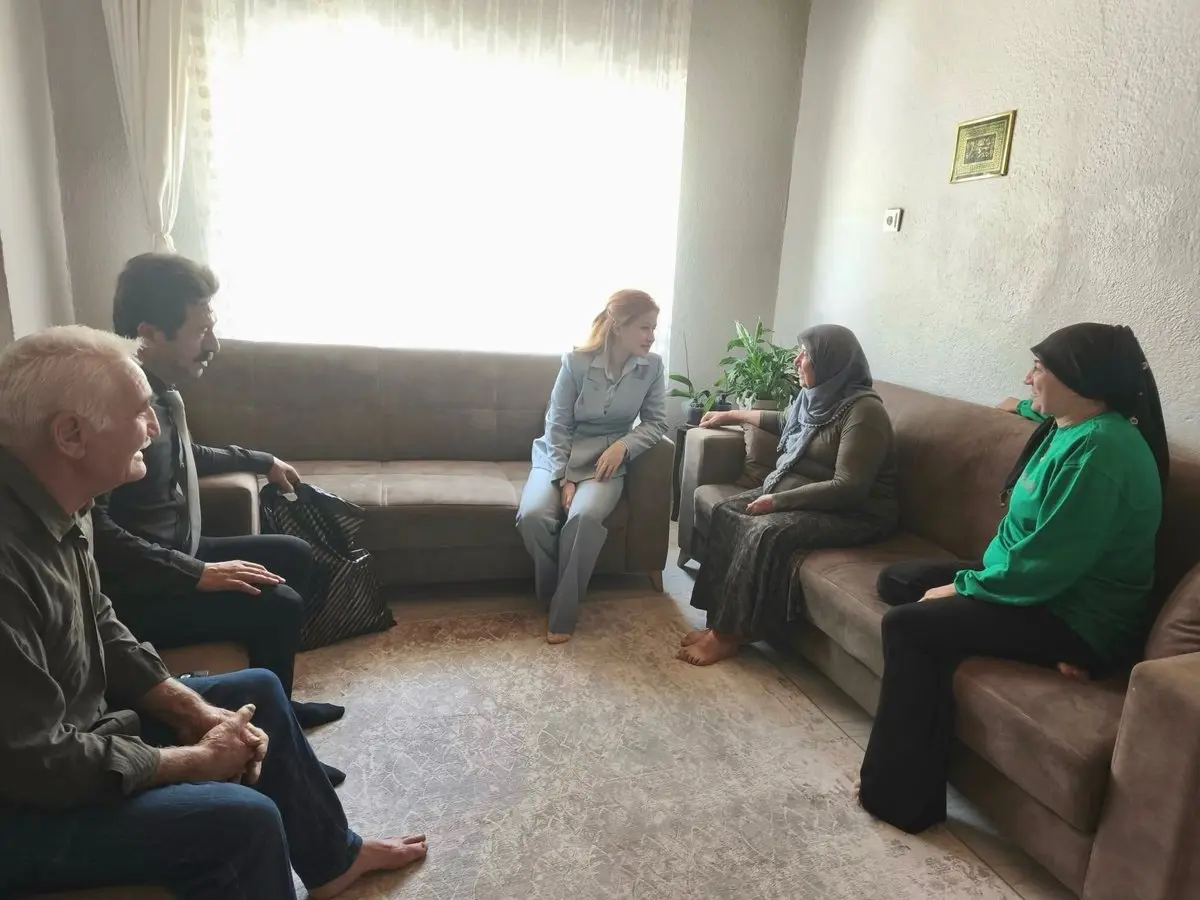 Kaymakam Merve Bayrı, vatandaşlarla buluştu