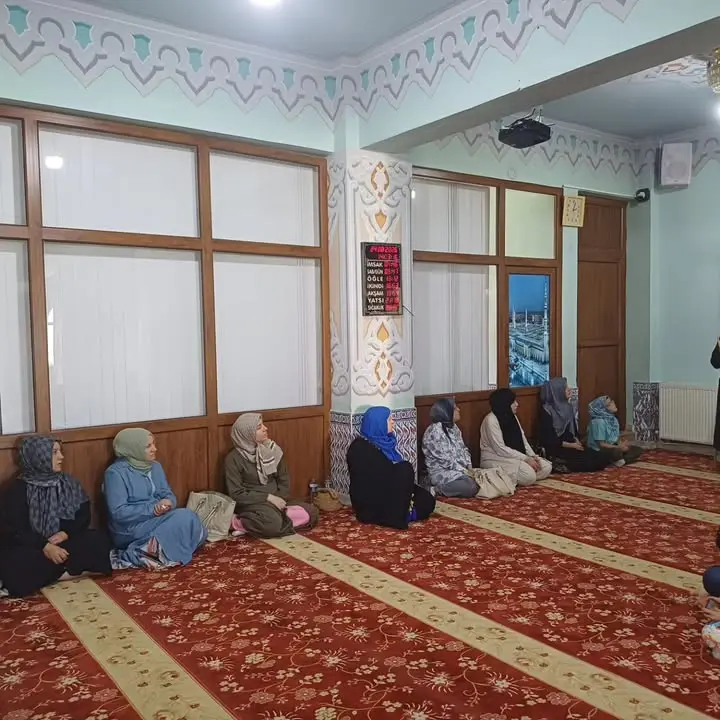 Uşak'ta Kadınlara Özel Mevlid Kandili Programı Düzenlendi