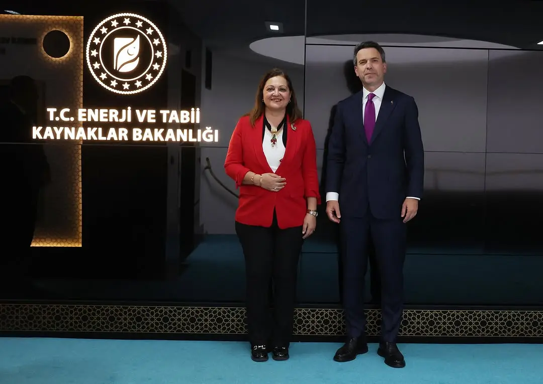 Dinar Belediye Başkanı, Bakan Bayraktar'ı ziyaret etti