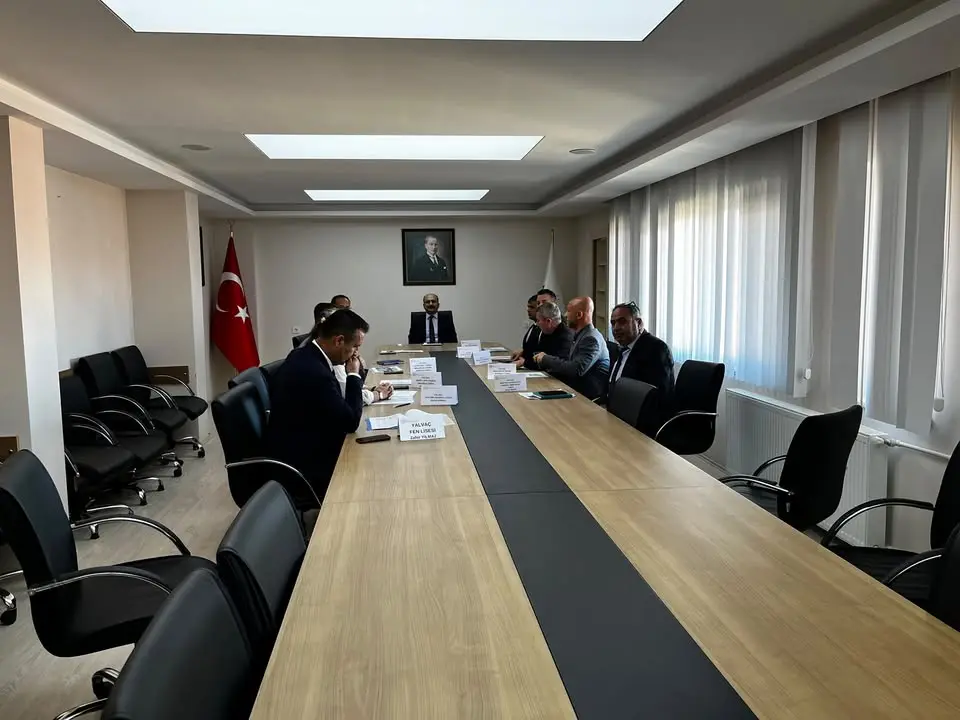 Yalvaç'ta Lise Müdürleri Toplantısı Yapıldı