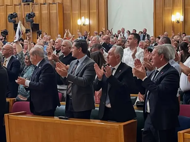 CHP'den görevden alma iddialarına yanıt