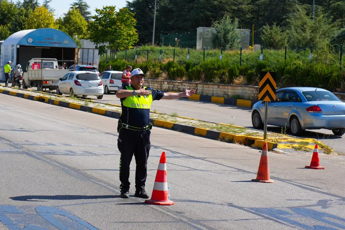Isparta'da Güvenlik Denetimleri Gerçekleştirildi