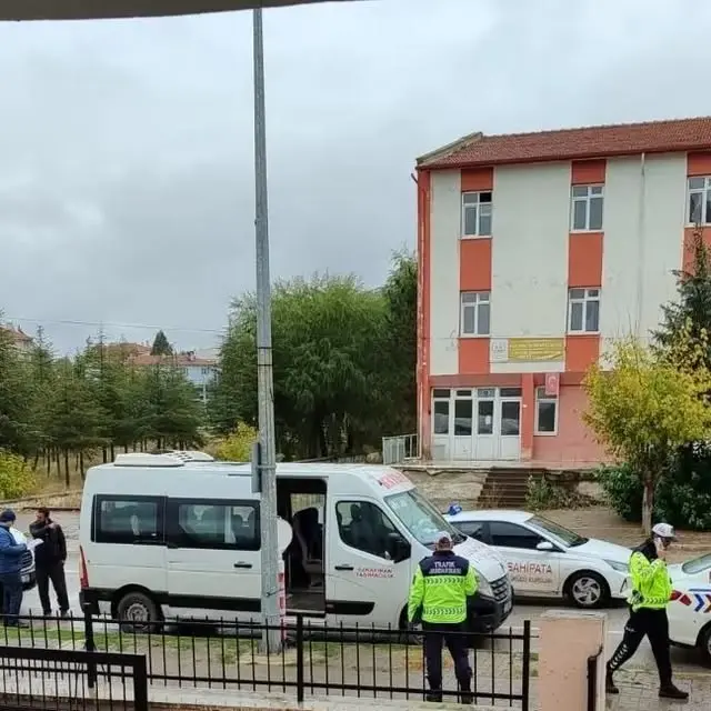 İhsaniye'de Okul Servis Denetimleri Yapıldı