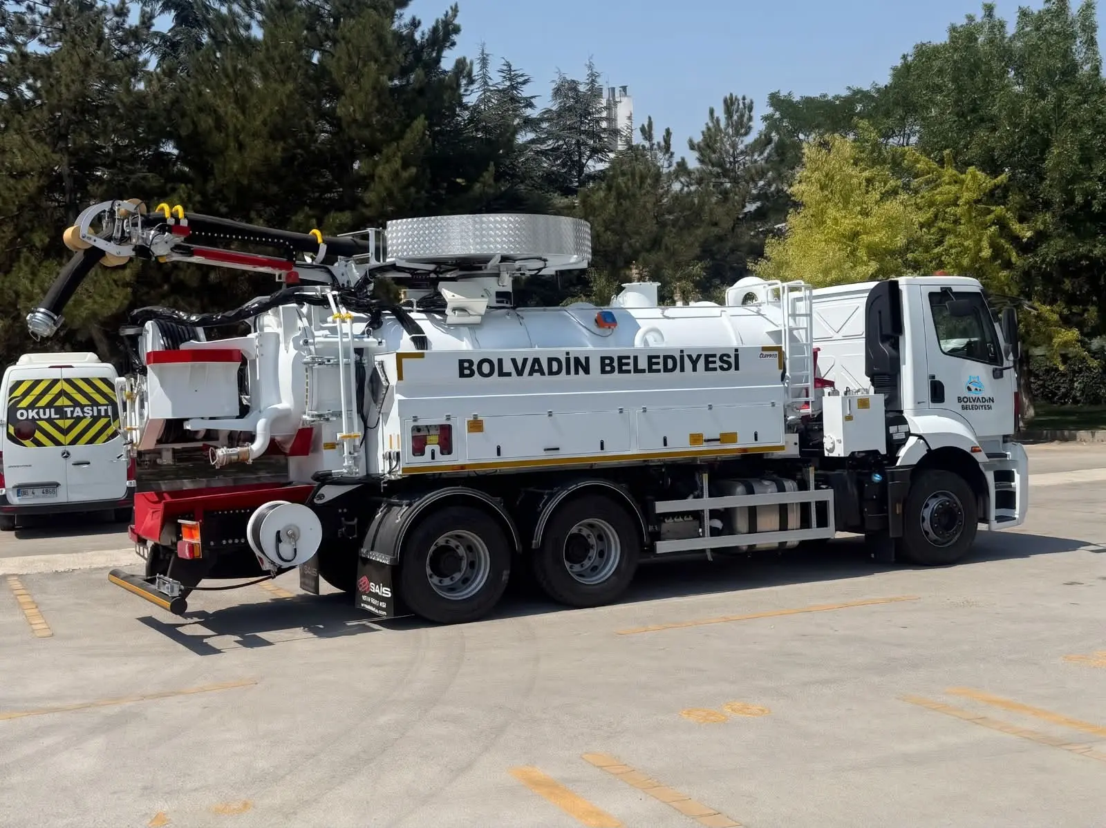 Bolvadin'e Yeni Altyapı Aracı
