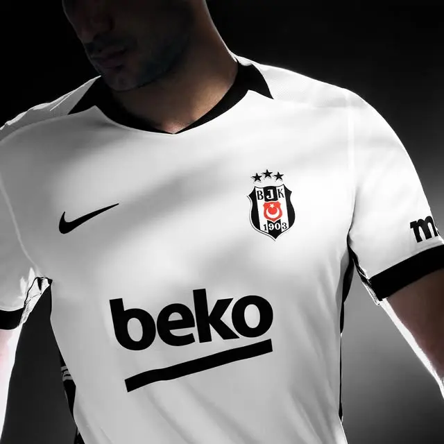 Beşiktaş JK, yeni kombin paylaşımında bulundu