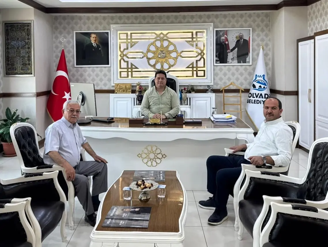 Başkan Aynacı, ziyaretçilerini ağırladı