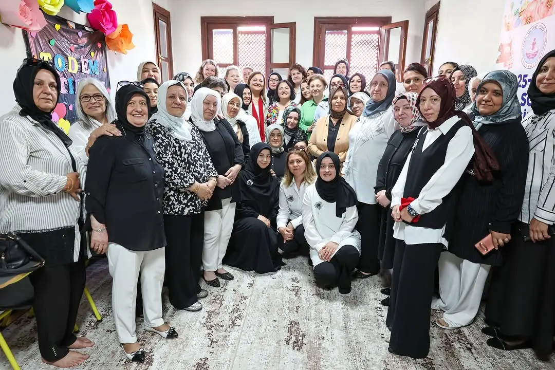 Deri ve El Sanatları Sergisi Açılışı Gerçekleşti