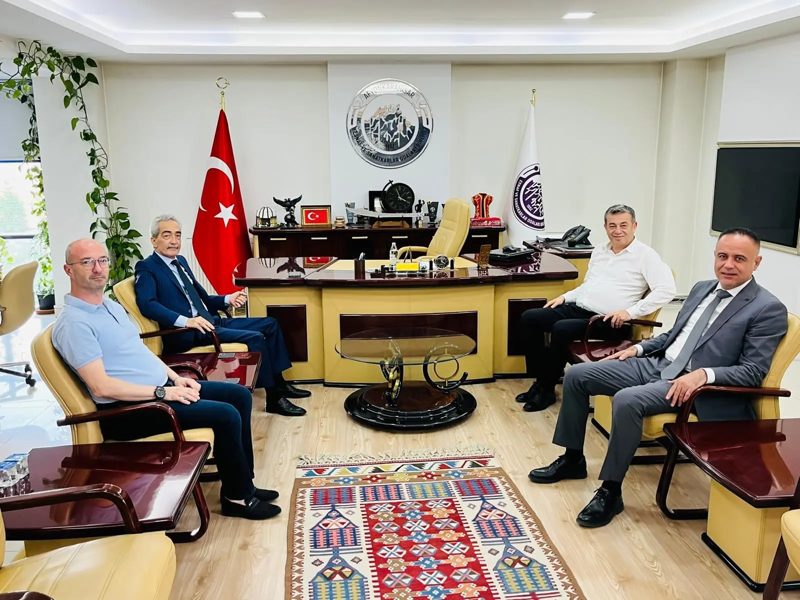 Esnaf Birlikleri Başkanı'ndan ziyaret açıklaması