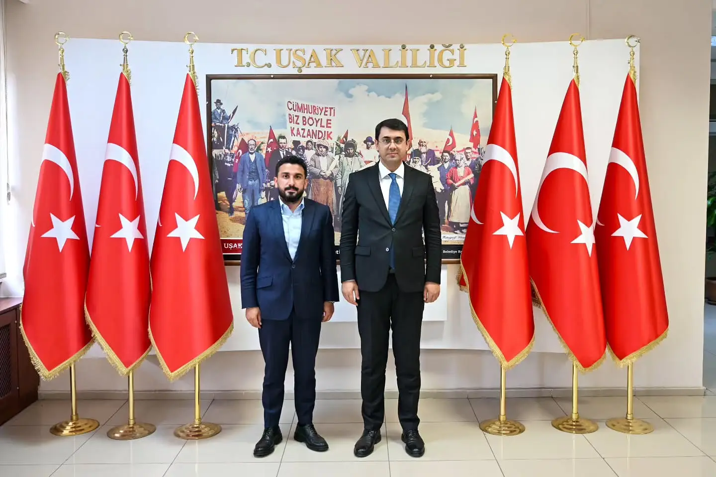 TÜGVA Genel Başkanı Uşak Valisi'ni ziyaret etti