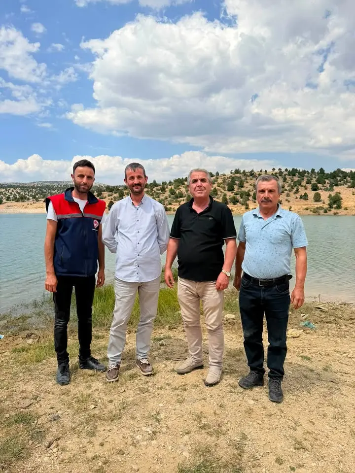 Sarıidris Belediyesi'nden Sazan Yavrusu Salımı