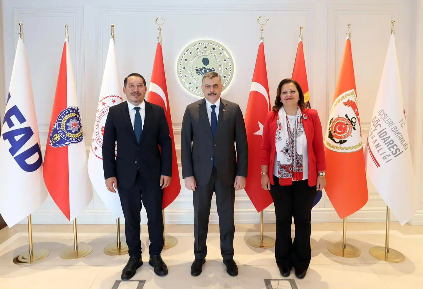 Dinar Belediyesi, İçişleri Bakanı'nı Ziyaret Etti