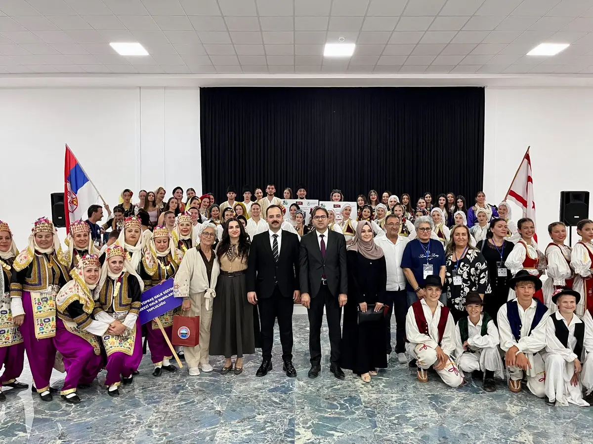 Uluslararası Halk Oyunları Gösterisi Gerçekleşti