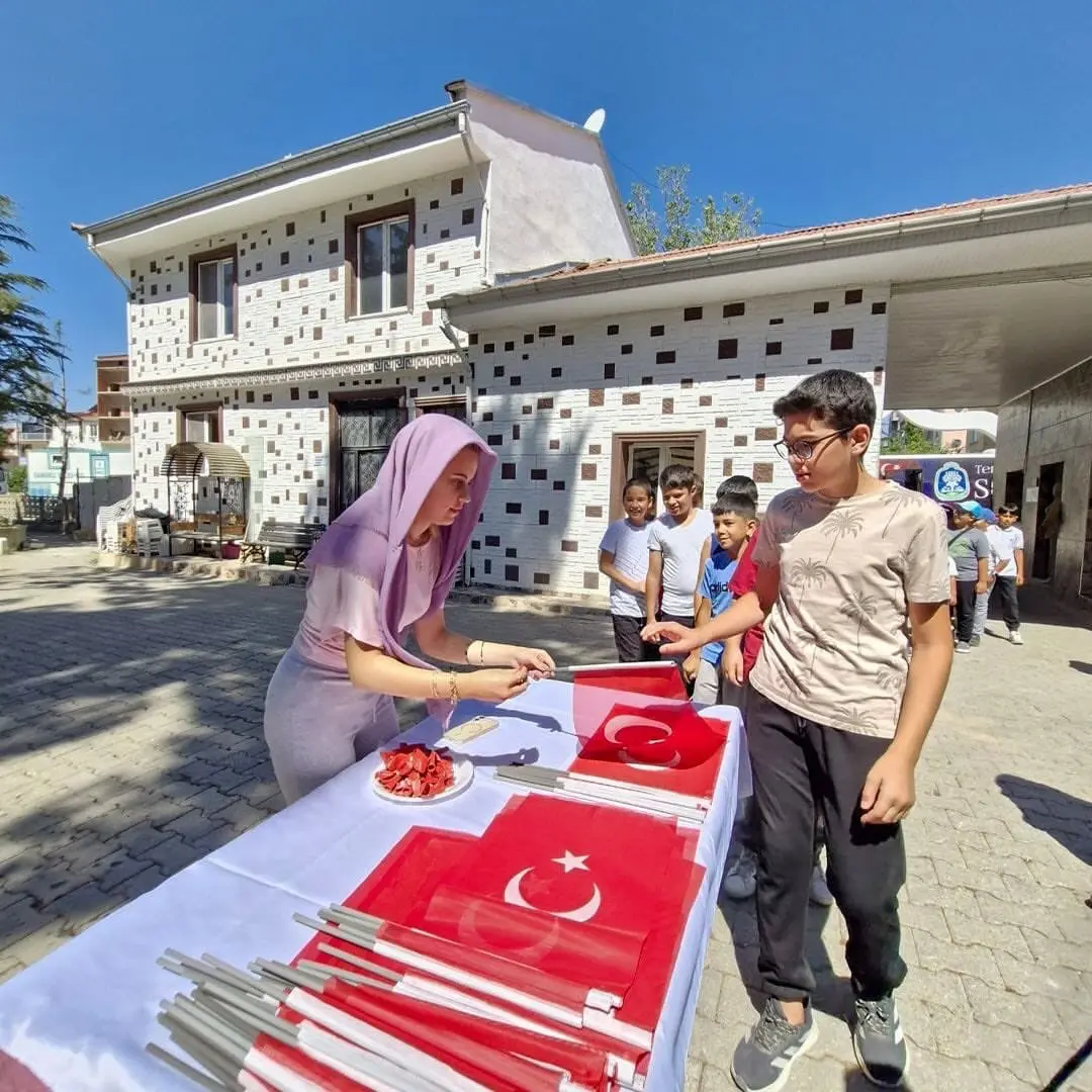 Şehitler Anısına Ziyaret Gerçekleştirildi