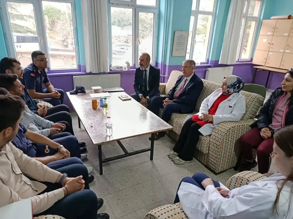 Şuhut'ta Okul Ziyaretleri Gerçekleştirildi