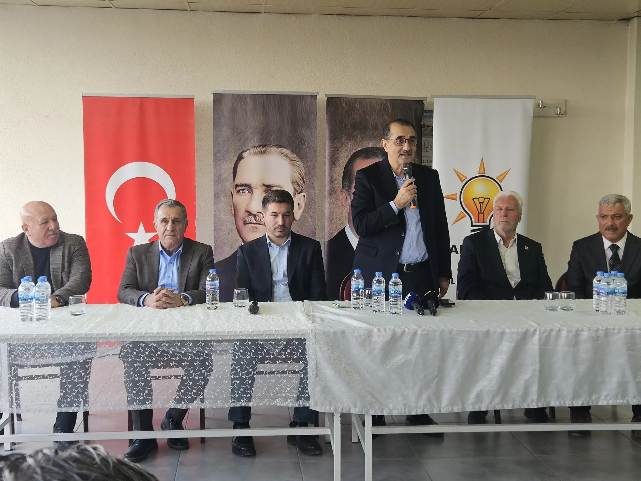 Odunpazarı İlçe Başkanı hane ziyaretleri gerçekleştirdi