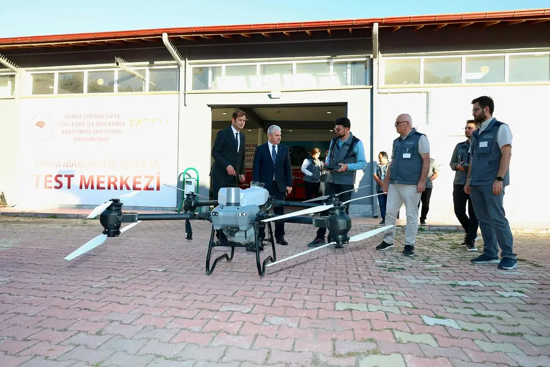 Vali Akın, Enstitüde Projeleri İnceledi