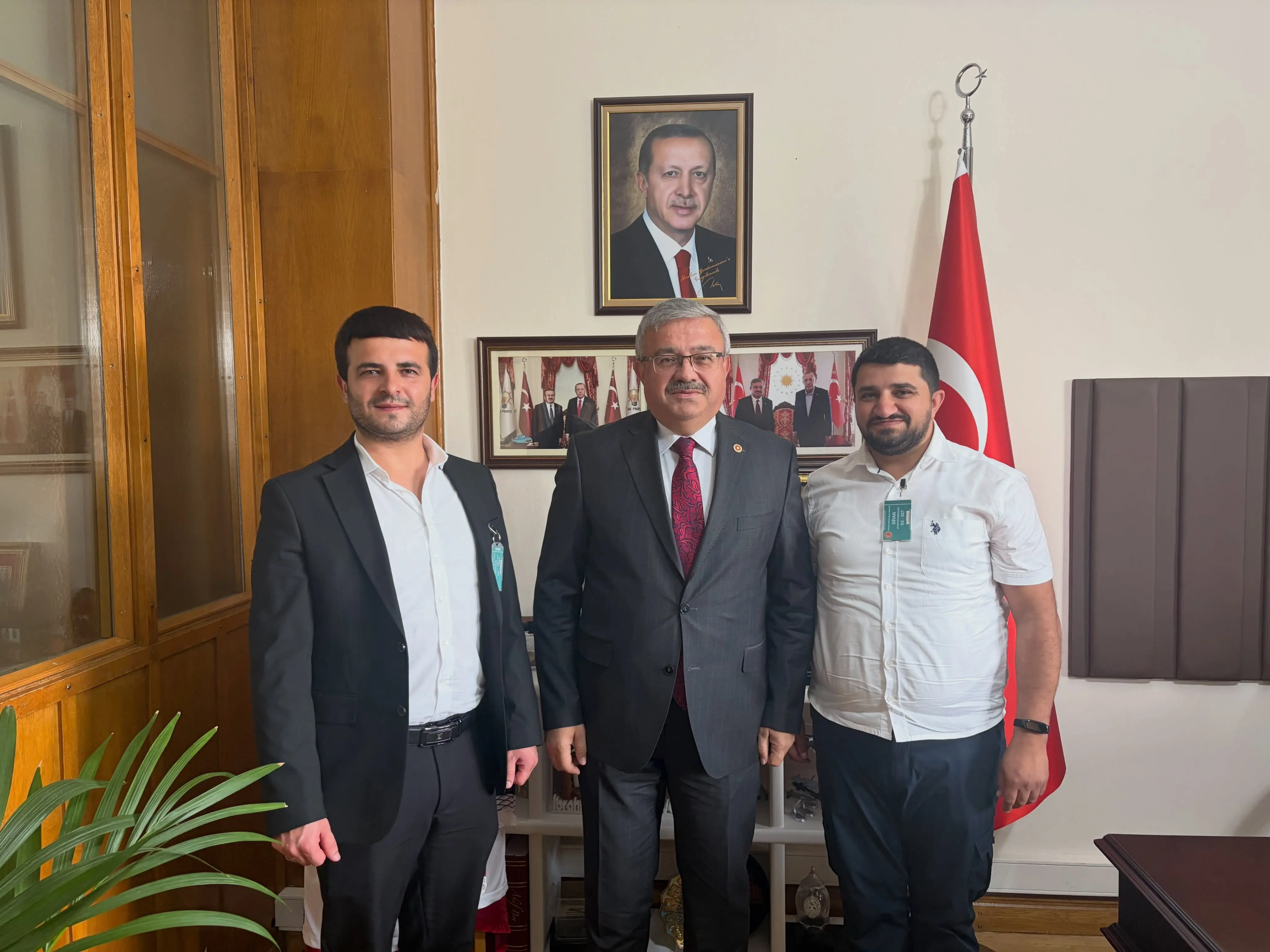 Afyonkarahisar'dan gençler TBMM'yi ziyaret etti
