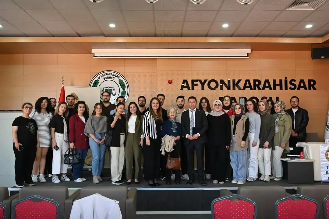 Afyonkarahisar Barosu'ndan eğitim semineri düzenlendi