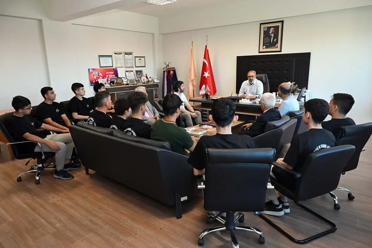 AKÜ'de Geleceğin Meslekleri Bilim Kafe Etkinliği