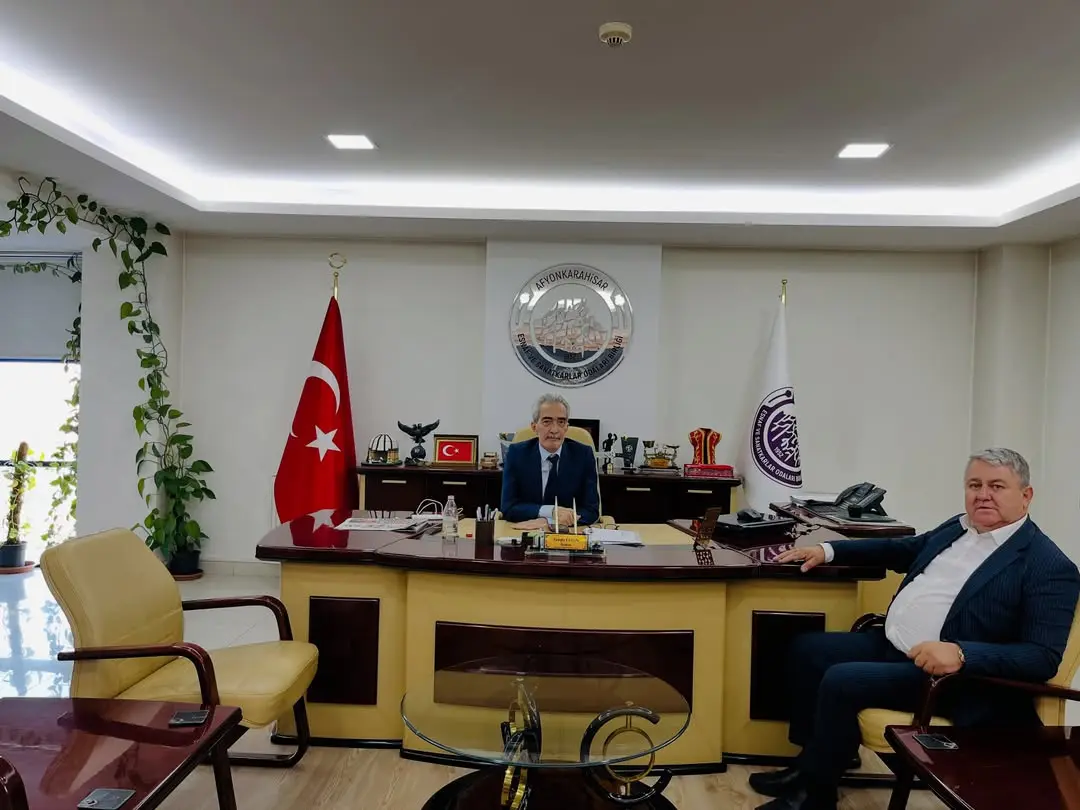Hakan Dilek'ten Cengiz Üstün'e Ziyaret