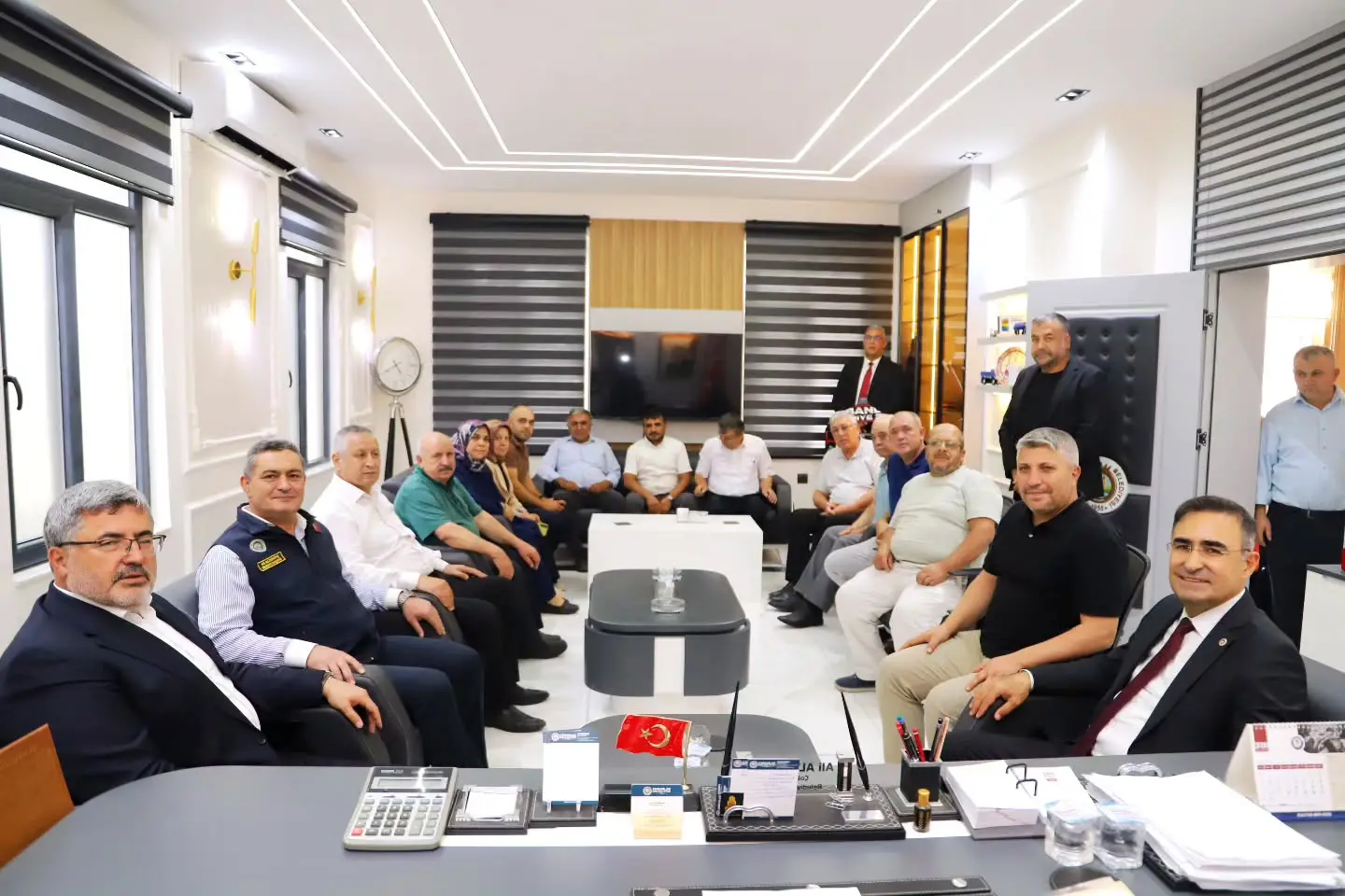 Milletvekilleri projeleri görüşmek üzere bir araya geldi