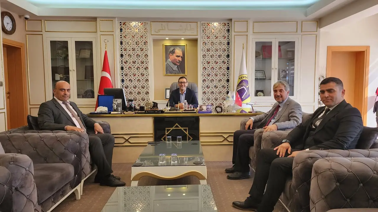Eğitim İş Birliği İçin Belediye Başkanı Ziyareti