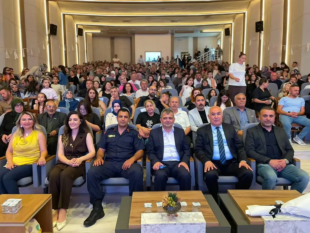 Aziziye Sanat Merkezi Mezuniyet Töreni