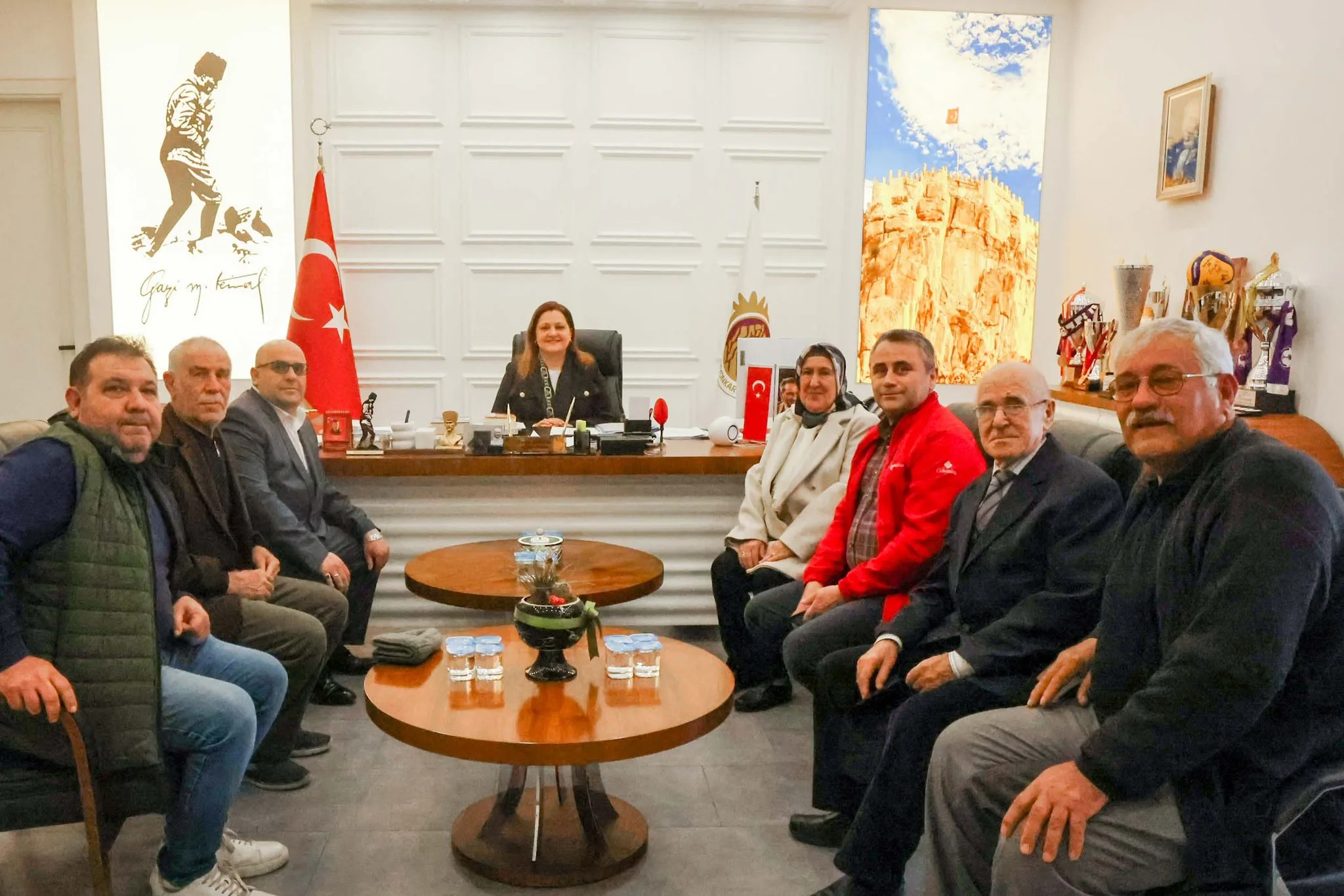 Hasan Karaağaç Mahallesi'nde Muhtar ile Toplantı Yapıldı