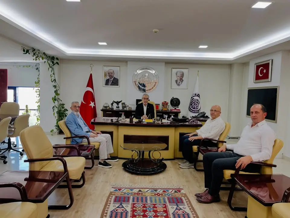 Eski Başkanlardan Cengiz Üstün'e Ziyaret