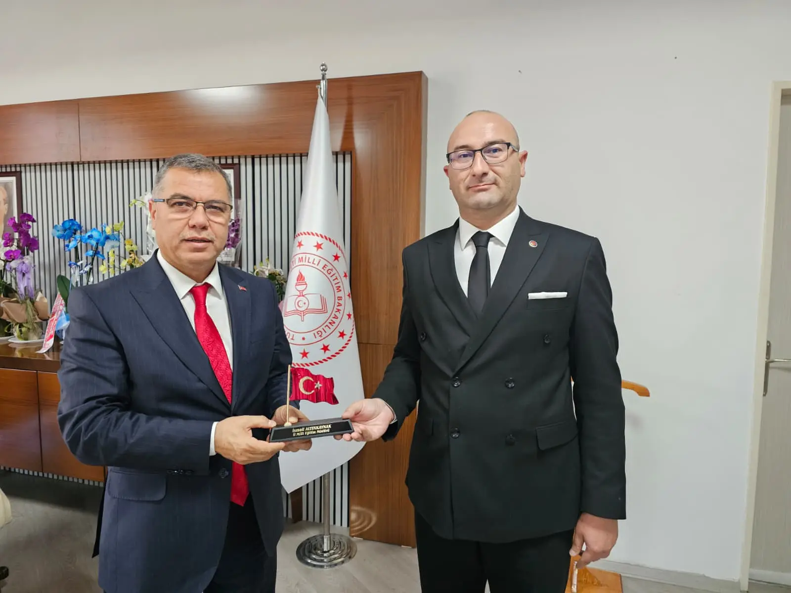 İsmail Altınkaynak'a TEÇ-SEN'den ziyaret