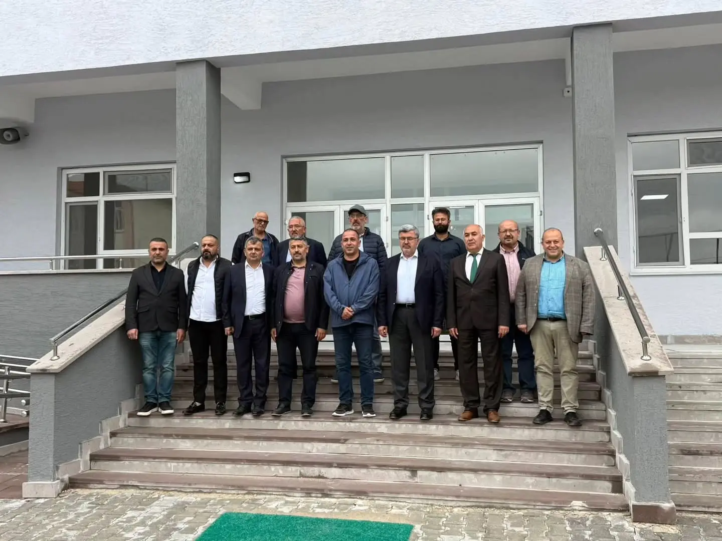 Ali Özkaya, yeni İmam Hatip Lisesini ziyaret etti
