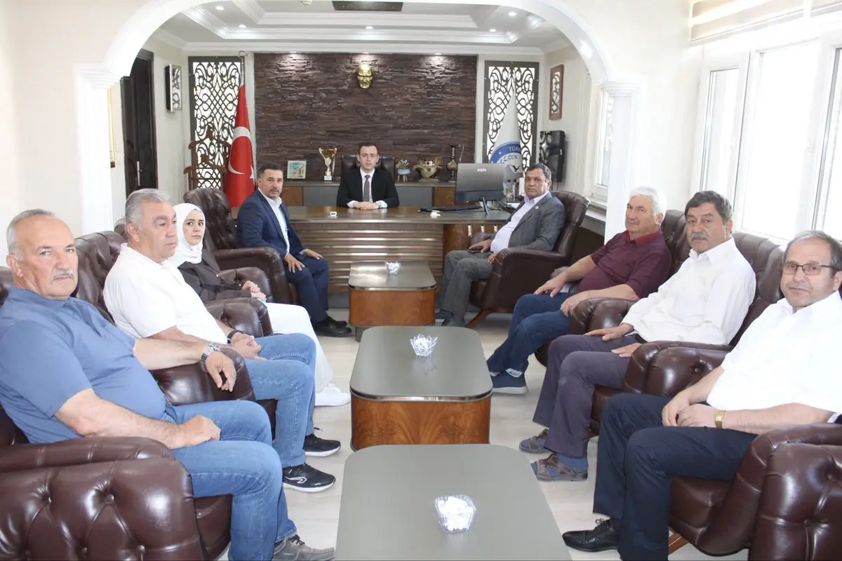Kızılören'de Kaymakam'a Hayırlı Olsun Ziyareti