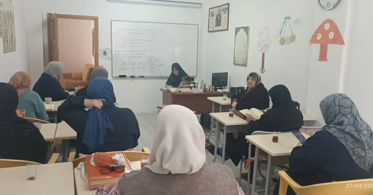 Kur'an Kurslarında Aile İletişimi Eğitimi Verildi